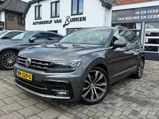 Volkswagen Tiguan 1.4 TSI ACT Highline, Stoelverwarming,Panoramadak,Apple Carplay/Android