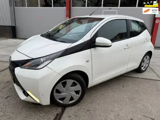 Toyota Aygo 1.0 VVT-i x-play