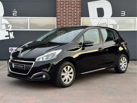 Peugeot 208 1.2 PureTech Blue Lion | NAP | Nieuwe riem! | 1e eigenaar | Cruise | Allseason | PDC | R