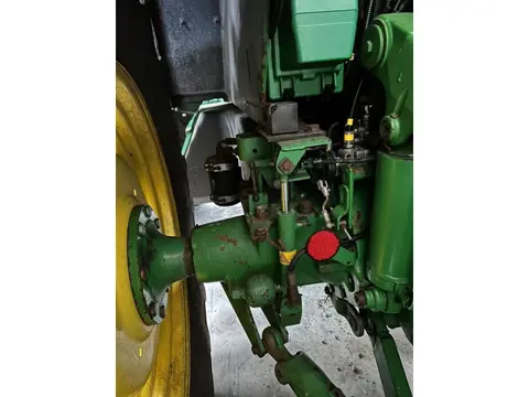 John Deere 6520-707652