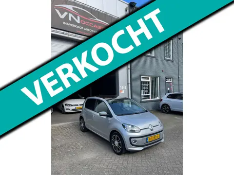 Volkswagen Up! 1.0 high up! BlueMotion PANORAMADAK LEER