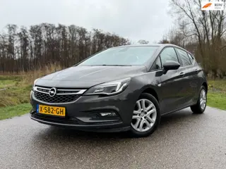 Opel Astra 1.6 CDTI Business+ / Stoel-Stuurverwarming / Climate Control / Cruise Control / Bluetooth