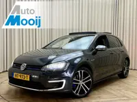 Volkswagen Golf 1.4 TSI GTE 204 PK *Panoramadak* Org.NL! / Keyless / Carplay / Stoelverwarming / Cru
