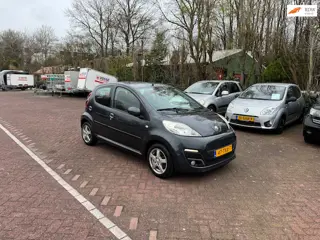 Peugeot 107 1.0 Active Airco! Elektrische ramen! centrale deurvergrendeling op afstandsbediening!
