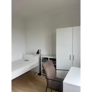 Woning aan de Hofwijk te Honselersdijk