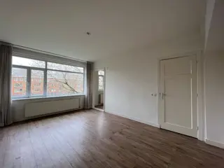 Woning aan de Mijnsherenlaan te Rotterdam