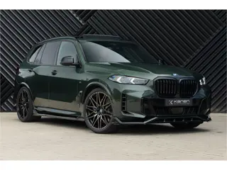 BMW X5 xDrive50e LCI M-sport Pro ACC Pano M Seats Alcantara Hemel Massage Stoelvent. Luchtvering Sky