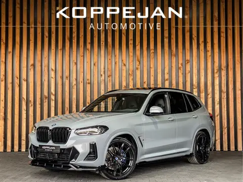 BMW X3 xDrive30e 292PK High Executive M-Sport | M-SPORT KUIPSTOELEN | HEAD-UP | PANO | HARMAN KARDON