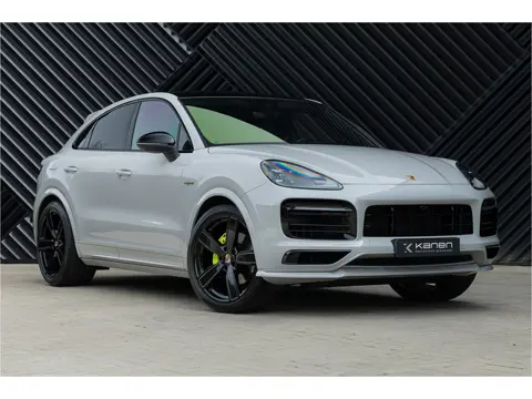 Porsche Cayenne Coupé 3.0 E-Hybrid Sport Design Pano GTS stoel PDLS Matrix Sport Chrono Softcl. Nach