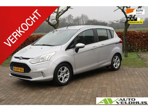 Ford B-Max 1.0 EcoBoost Titanium DISTRIBUTIE TREKHAAK WINTERBANDEN OP VELG
