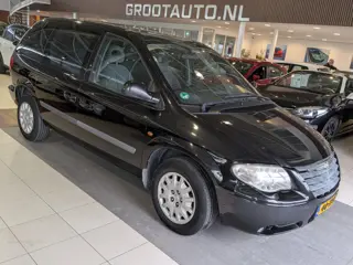 Chrysler Voyager 2.4i SE Luxe Airco, Stuurbekrachtiging