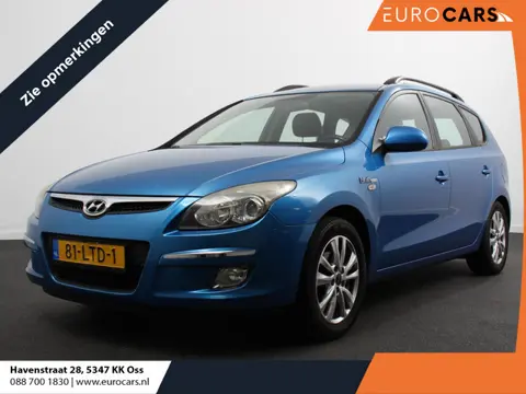 Hyundai i30 CW 1.6i Blue Dynamic | Leder | Climate Control | Trekhaak | Dakrail  | Lichtmetalen Velg