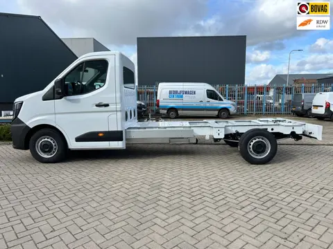 Renault Master E-Tech T35 Advance long range 87 kWh Chassis Cabine