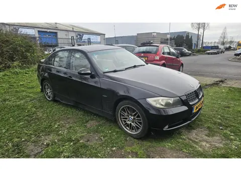 BMW 3-serie 318i