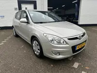 Hyundai i30 1.6i Dynamic /5 drs/Trekhaak afneembaar/Nieuwe apk bij aflevering