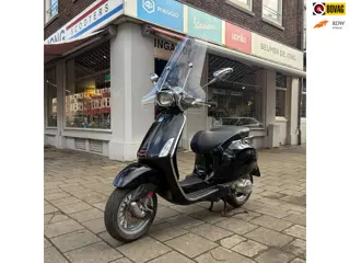 Vespa Snorscooter Sprint 4T