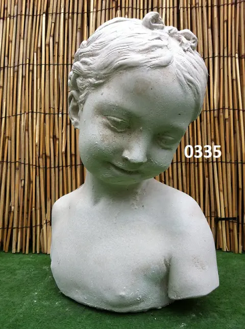 Meisje Kind borstbeeld. nr 0335