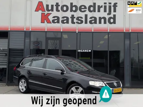 Volkswagen Passat Variant 2.0 FSI Comfortline - Schuifdak - Cruise - Navi - Clima