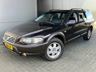 Volvo XC70 2.5 T AWD Automaat 7-persoons Xenon 210 pk