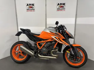 KTM 1290 Super Duke R (bj 2022)