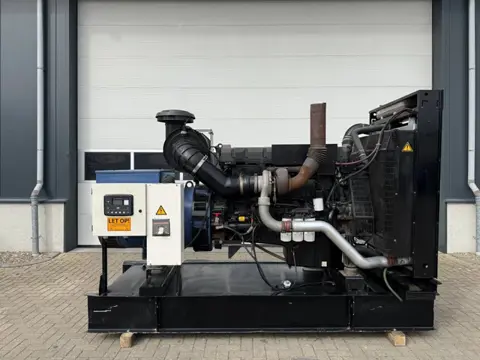 Volvo Penta TAD 1641 GE Leroy Somer 550 kVA noodstroom generatorset aggregaat