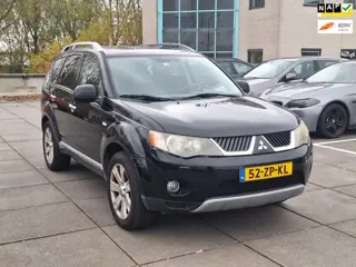 Mitsubishi Outlander €4500,-2.4 Instyle Automaat 7Pers 4X4 VOL