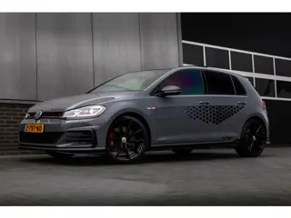 Volkswagen Golf 2.0 TSI 290 pk GTI TCR / Akrapovic/ Pure-Grey/ Pano-dak/ Keyless/ Adap.Cruise/ Camer