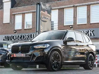 BMW X3 xDrive30e High Exe M-Sport PANO ELEK TREKHAAK LEDER SHADOW CAMERA 20 INCH BOMVOL!