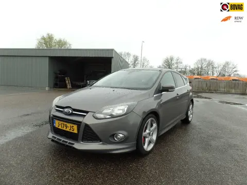 Ford Focus 1.0 EcoBoost Trend OPTIE'S 2012