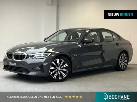 BMW 3-serie 320e Business Edition Plus | 99% SOH | LEDER | CARPLAY |