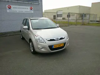 Hyundai i20 1.2i DynamicVersion Unieke kilometerstand Staat in Hoogeveen