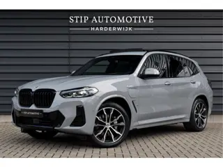 BMW X3 xDrive30e M Sport Shadow | Pano | ACC | Elek. Trekhaak | Camera | Live Cockpit Pro | 20'' Wie