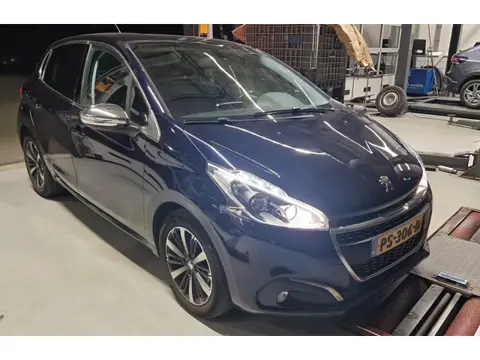 Peugeot 208 1.2 PureTech Allure | Cruise | Clima | Navi