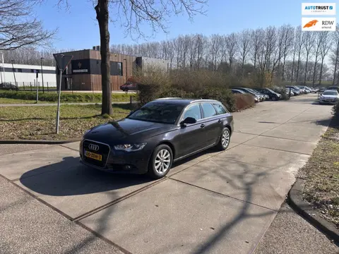 Audi A6 Avant 2.0 TDI Business Edition Clima.Navi