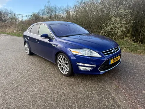 Ford Mondeo 1.6 TDCi ECOnetic Titanium In perfecte staat technisch en optisch netjes.