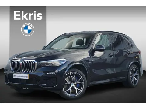 BMW X5 xDrive45e M Sport | Trekhaak / Panoramadak / Comfortstoelen / Comfort Acces / Driving Assista