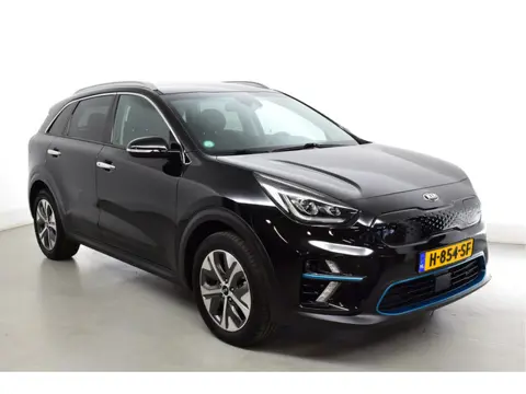 Kia e-Niro ExecutiveLine 64 kWh Leder privacyglas, keyless entry, stoelverw en vent, climat contr, J