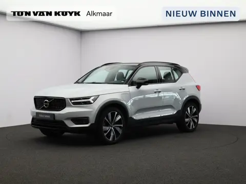 Volvo XC40 T4 211PK Recharge R-Design / 20" / Adaptieve Full Led / Voorruitverwarming / Harman Kardo