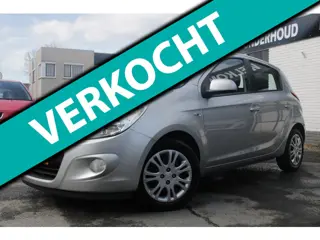 Hyundai I20 1.4i DynamicVersion Automaat | Airco | Elec ramen