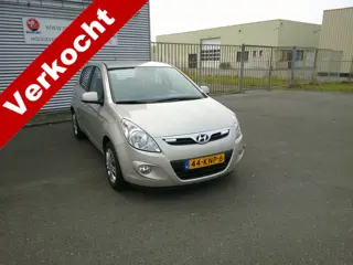 Hyundai i20 1.2i DynamicVersion Unieke kilometerstand Staat in Hoogeveen