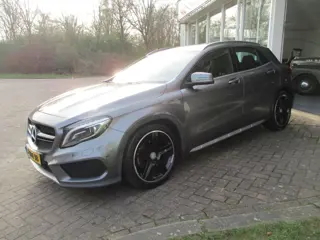 Mercedes-Benz GLA 200 Ambition Automaat! Kilometerstand Nap! Full Options!