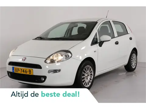 Fiat Punto Evo 1.2 Lounge | Trekhaak | Cruise | Climate |