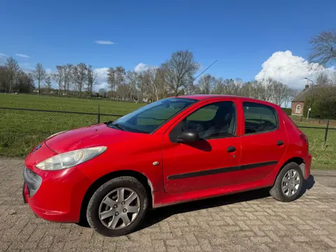 Peugeot 206 + 1.1 XR, 5 deurs, airco, nieuwe APK, 1e eigenaar, lakprobleem!!