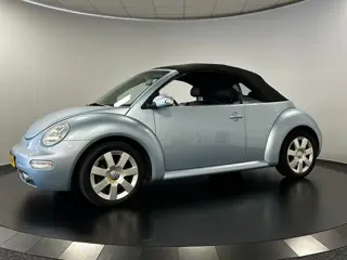 VOLKSWAGEN BEETLE New Beetle 2.0 Cabriolet