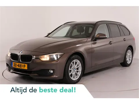 BMW 3 Serie Touring 318d Executive | Trekhaak | Leder | Navi |