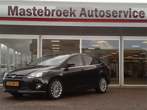 Ford Focus 1.6 EcoBoost First Edition Staat in Hardenberg