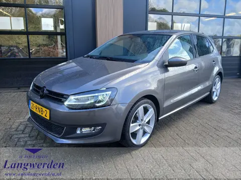 Volkswagen Polo 1.2 TSI Highline / LED / Trekhaak / apple car play / android auto