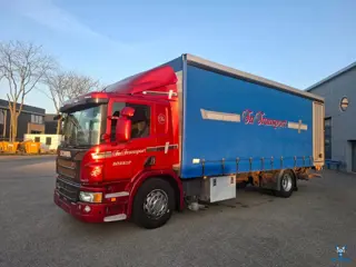 Scania P280 / CURTAIN SAILS / PLATFORM / FRIDGE / NAVI / AUTOMATIC / EURO-6 / 2015