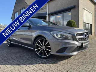 Mercedes-Benz CLA-Klasse 200 Automaat AMG-Line Sport interieur / Xenon / Navigatie