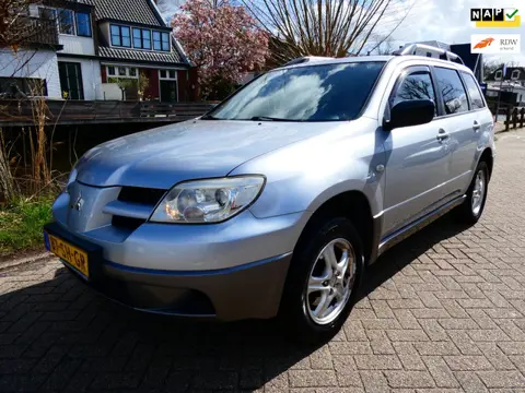 Mitsubishi Outlander Sport 2.0 Invite+ 136pk Trekhaak 1500kg. Airco